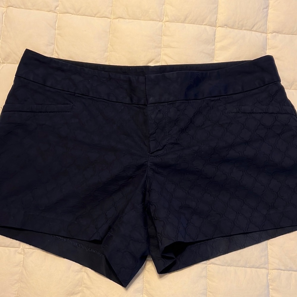 Lilly Pulitzer shorts 💙💙